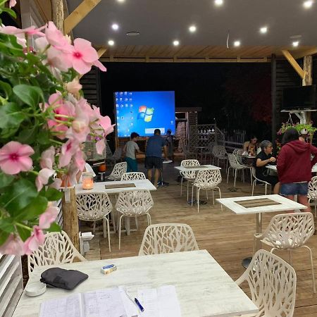 Albanian Garden Hotel Gjilek Екстериор снимка